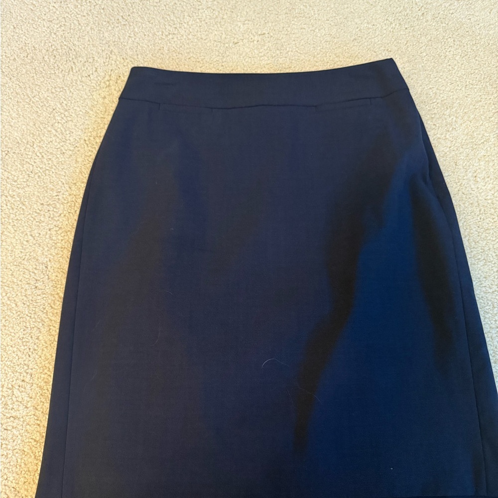 Banana Republic Navy Pencil Skirt - Sleek Tailored Fit